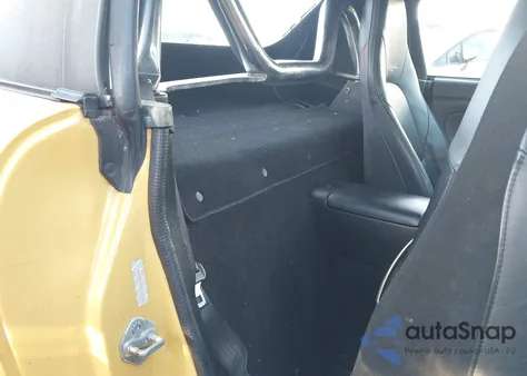 2002 Mazda Mx-5 Miata Cloth/Ls/Se z USA, uszkodzony, nr VIN JM1NB353920229199